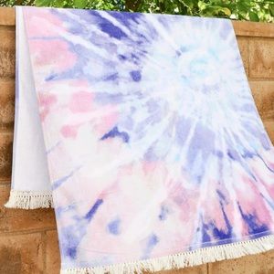 L*Space - Tie Die Towel